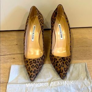 NWT BEST SELLING MANOLO BLAHNIK BB PUMPS